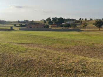Terreno em leilão em Ourinhos - SP, bairro Parque Trianon — Leilão extrajudicial de Terreno em Ourinhos/SP - Parque Trianon