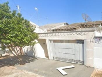 Casa em leilão em Catalão - GO — Leilão extrajudicial de Casa em Catalão/GO - Loteamento Residencial Maria Amélia