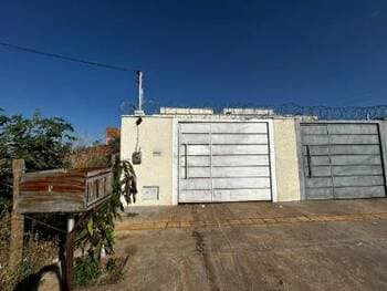 Casa em leilão em Goiânia - GO — Leilão extrajudicial de Casa em Goiânia/GO - Residencial Buena Vista Iv