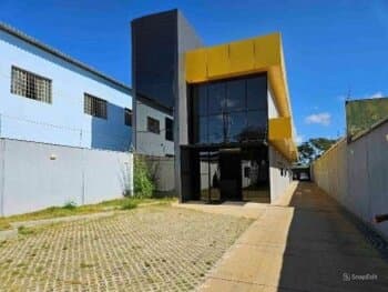 Comercial em leilão em Brasília - DF, bairro Zona Industrial — Leilão extrajudicial de Prédio em Brasília/DF - Zona Industrial