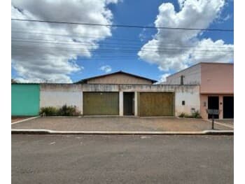 Casa em leilão em Ituiutaba - MG, bairro Junqueira — Leilão extrajudicial de Casa em Ituiutaba/MG - Junqueira