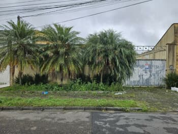Casa em leilão em Curitiba - PR, bairro Pinheirinho — Leilão extrajudicial de Casa em Curitiba/PR - Pinheirinho