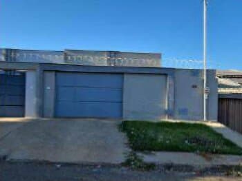 Casa em leilão em Luziânia - GO, bairro São Caetano — Leilão extrajudicial de Casa em Luziânia/GO - São Caetano