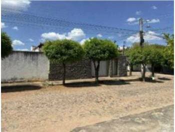 Casa em leilão em Crateús - CE, bairro Planalto — Leilão extrajudicial de Casa em Crateús/CE - Planalto