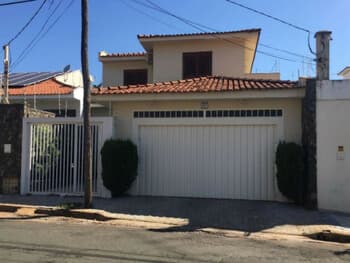 Casa em leilão em Araçatuba - SP, bairro Saudade — Leilão extrajudicial de Casa em Araçatuba/SP - Saudade