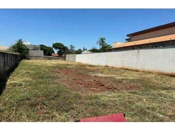 Terreno em leilão em Mandaguari - PR, bairro Centro — Leilão extrajudicial de Terreno em Mandaguari/PR - Centro