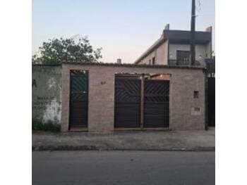 Casa em leilão em São Vicente - SP, bairro Vila Iolanda — Leilão extrajudicial de Casa em São Vicente/SP - Vila Iolanda