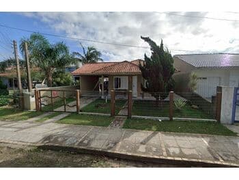 Casa em leilão em Capão Da Canoa - RS, bairro Praia Zona Norte — Leilão extrajudicial de Casa em Capão da Canoa/RS - Praia Zona Norte