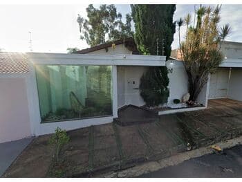 Casa em leilão em Araxá - MG, bairro Vila Verde — Leilão extrajudicial de Casa em Araxá/MG - Vila Verde
