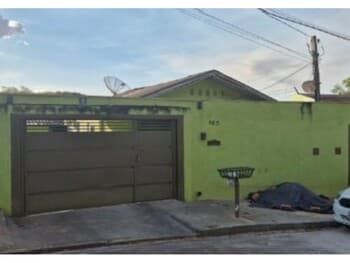 Casa em leilão em Bauru - SP — Leilão extrajudicial de Casa em Bauru/SP - Núcleo Habitacional Beija-Flor