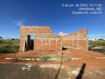 Terreno em leilão em Uberlândia - MG, bairro Novo Mundo — Leilão extrajudicial de Terreno em Uberlândia/MG - Novo Mundo