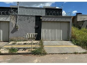Casa em leilão em Senador Canedo - GO — Leilão extrajudicial de Casa em Senador Canedo/GO - Residencial Flor do Ipê Ii