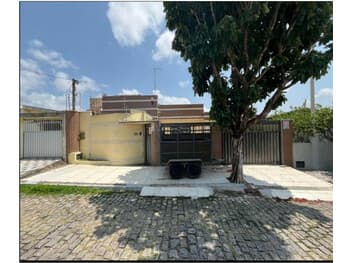 Casa em leilão em Natal - RN, bairro Candelária — Leilão extrajudicial de Casa em Natal/RN - Candelária