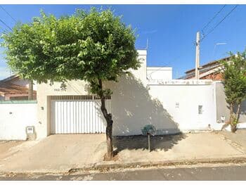 Casa em leilão em Araçatuba - SP, bairro Santana — Leilão extrajudicial de Casa em Araçatuba/SP - Santana