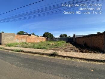 Terreno em leilão em Uberlândia - MG, bairro Morumbi — Leilão extrajudicial de Terreno em Uberlândia/MG - Morumbi
