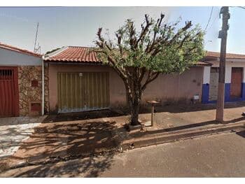 Casa em leilão em Jardinópolis - SP, bairro Jardim San Domingues — Leilão extrajudicial de Casa em Jardinópolis/SP - Jardim San Domingues