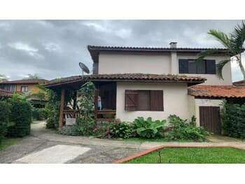 Casa em leilão em São Sebastião - SP, bairro Boiçucanga — Leilão judicial de Casa em São Sebastião/SP - Boiçucanga