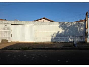 Casa em leilão em Uberlândia - MG, bairro Panorama — Leilão extrajudicial de Casa em Uberlândia/MG - Panorama