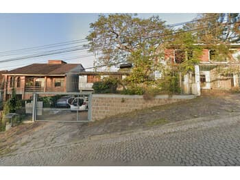 Casa em leilão em Porto Alegre - RS, bairro Santa Teresa — Leilão extrajudicial de Casa em Porto Alegre/RS - Santa Teresa