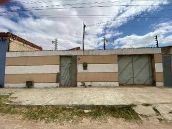 Casa em leilão em Juazeiro - BA, bairro Alto do Cruzeiro — Leilão extrajudicial de Casa em Juazeiro/BA - Alto do Cruzeiro