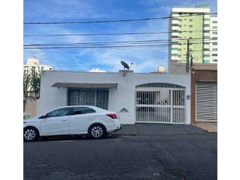 Casa em leilão em Uberlândia - MG, bairro Martins — Leilão extrajudicial de Casa em Uberlândia/MG - Martins