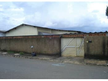 Casa em leilão em Goiânia - GO, bairro Parque Atheneu — Leilão extrajudicial de Casa em Goiânia/GO - Parque Atheneu