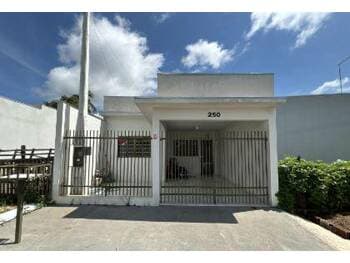 Casa em leilão em Junqueirópolis - SP, bairro Centro — Leilão extrajudicial de Casa em Junqueirópolis/SP - Centro