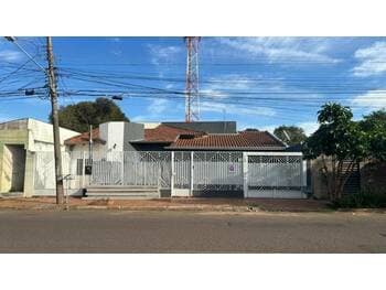 Casa em leilão em Campo Grande - MS, bairro Vila Taveirópolis — Leilão extrajudicial de Casa em Campo Grande/MS - Vila Taveirópolis