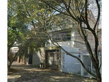 Casa em leilão em Porto Alegre - RS, bairro Petrópolis — Leilão extrajudicial de Casa em Porto Alegre/RS - Petrópolis