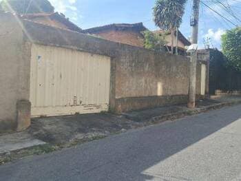 Casa em leilão em Belo Horizonte - MG, bairro Copacabana — Leilão extrajudicial de Casa em Belo Horizonte/MG - Copacabana