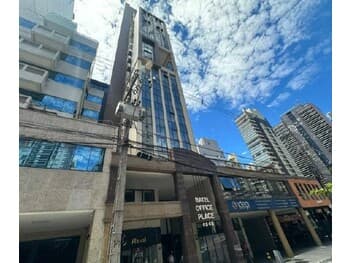 Comercial em leilão em Curitiba - PR, bairro Batel — Leilão extrajudicial de Sala Comercial em Curitiba/PR - Batel
