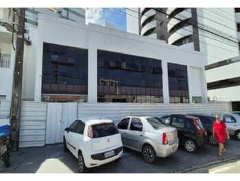 Comercial em leilão em Maceió - AL, bairro Farol — Leilão extrajudicial de Prédio Comercial em Maceió/AL - Farol