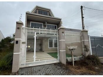 Casa em leilão em Fazenda Rio Grande - PR, bairro Eucaliptos — Leilão extrajudicial de Casa em Fazenda Rio Grande/PR - Eucaliptos