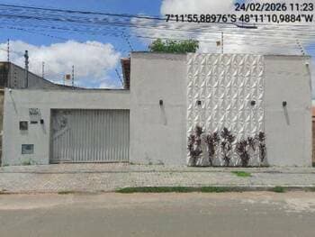 Casa em leilão em Araguaína - TO, bairro Setor Coimbra — Leilão extrajudicial de Casa em Araguaína/TO - Setor Coimbra