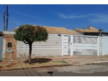 Casa em leilão em Campo Grande - MS, bairro Jardim Tijuca — Leilão extrajudicial de Casa em Campo Grande/MS - Jardim Tijuca