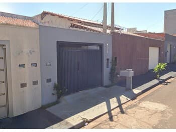 Casa em leilão em Ituiutaba - MG, bairro Cidade Jardim — Leilão extrajudicial de Casa em Ituiutaba/MG - Cidade Jardim