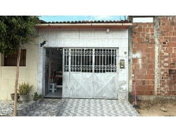 Casa em leilão em Santa Cruz Do Capibaribe - PE, bairro Neco Araguão — Leilão extrajudicial de Casa em Santa Cruz do Capibaribe/PE - Neco Araguão