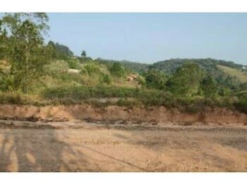 Terreno em leilão em Jarinu - SP, bairro Maracanã — Leilão extrajudicial de Terreno em Jarinu/SP - Maracanã