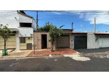 Casa em leilão em Ribeirão Preto - SP, bairro Ipiranga — Leilão extrajudicial de Casa em Ribeirão Preto/SP - Ipiranga