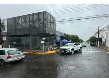 Comercial em leilão em Auriflama - SP, bairro Centro — Leilão extrajudicial de Ex-Agência em Auriflama/SP - Centro