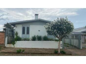 Casa em leilão em Vacaria - RS, bairro Planalto — Leilão extrajudicial de Casa em Vacaria/RS - Planalto