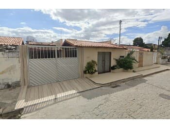 Casa em leilão em Feira De Santana - BA, bairro Parque Ipê — Leilão extrajudicial de Casa em Feira de Santana/BA - Parque Ipê