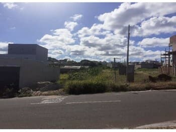 Terreno em leilão em Umuarama - PR, bairro Parque Estradaância Ii — Leilão extrajudicial de Terreno em Umuarama/PR - Parque Estância