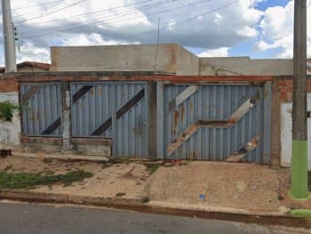 Casa em leilão em Pirassununga - SP, bairro Jardim São Lucas — Leilão extrajudicial de Casa em Pirassununga/SP - Jardim São Lucas