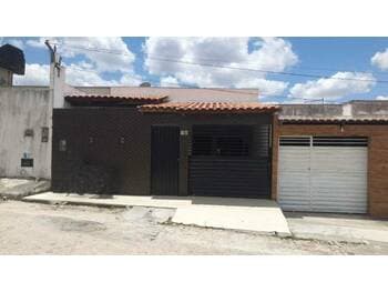 Casa em leilão em Serrinha - BA, bairro Cruzeiro — Leilão extrajudicial de Casa em Serrinha/BA - Cruzeiro
