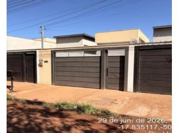 Casa em leilão em Rio Verde - GO, bairro Jardim Floresta — Leilão extrajudicial de Casa em Rio Verde/GO - Jardim Floresta