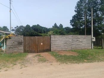 Casa em leilão em Viamão - RS, bairro Fiuza — Leilão extrajudicial de Casa em Viamão/RS - Fiuza