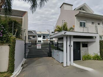 Casa em leilão em Curitiba - PR, bairro Capão Raso — Leilão extrajudicial de Casa em Curitiba/PR - Capão Raso