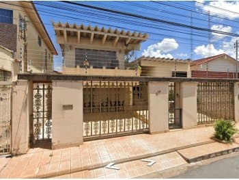 Casa em leilão em Inhumas - GO, bairro Centro — Leilão extrajudicial de Casa em Inhumas/GO - Centro