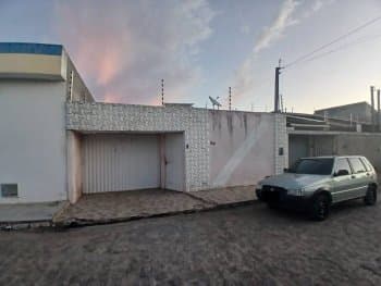 Casa em leilão em Arapiraca - AL, bairro Batingas — Leilão extrajudicial de Casa em Arapiraca/AL - Batingas